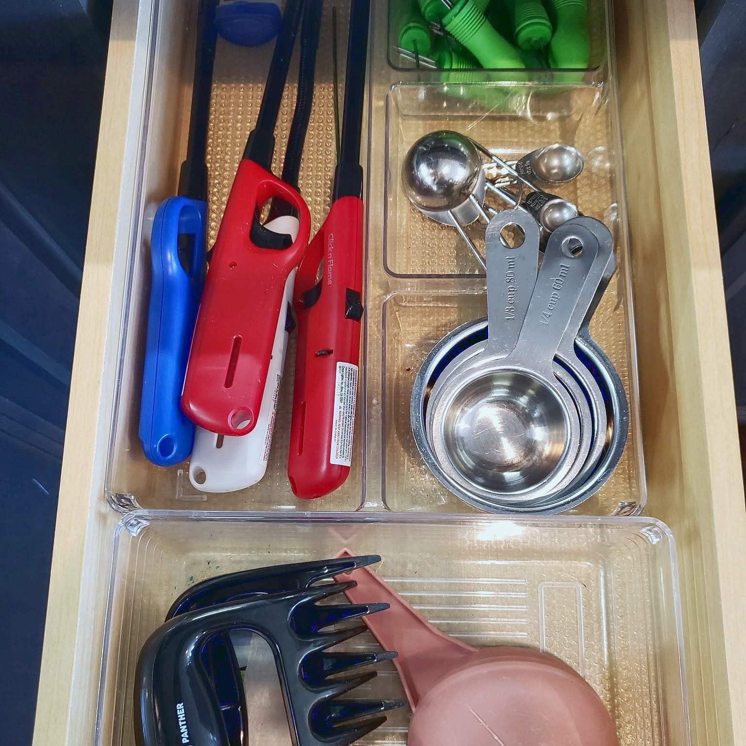 Utensil drawer